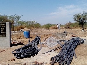 जनकपुरी मे नवीन विद्यालय भवन का बजट के बाद षुरू हुआ निर्माण कार्य।