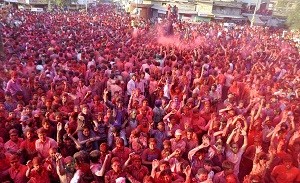 बादशाह मेले में बादशाह की सवारी को देखने उमड़ा अपार जनसमूह