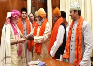 pib-sayed-fakhar-kazmi-chisty-gaddi-nashin-of-ajmer-shariff-calls-on-pm-modi