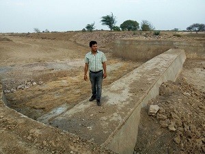 रानीबड़ौद में निर्मित तालाब