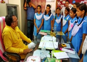 education-minister-in-parent-teacher-meeting-1