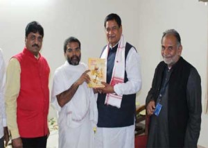 mp-sri-raj-kumar-saini-aur-ganiji-copy
