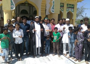 हिन्दुस्तान मे अमन चैन कि दुआ करते हुए शिया समुदाय के लोग
