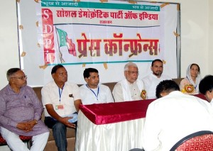 Photo-Press Conference