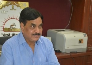 anil gupta ias