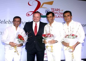 abbas, archil dzuliashvili,mastaan & hussain