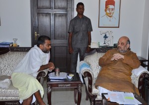 भारतीय जनता पार्टी के राष्ट्रीय अध्यक्ष श्री अमित शाह से विभिन्न राष्ट्रीय मुद्दों पर चर्चा करते हुए गणि राजेन्द्र विजय।
